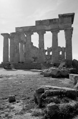 İtalya, Sicilya, Selinunte, Yunan Hera Tapınağı (MÖ 409).)