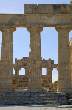 İtalya, Sicilya, Selinunte, Yunan Hera Tapınağı (MÖ 409).)