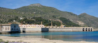 İtalya, Sicilya, Akdeniz, Egadi takımadaları, Favignana Adası (Trapani Eyaleti); eski Florio ton balığı balıkçılığı fabrikası 