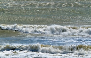 İtalya, Sicilya Kanalı, kışın sert Akdeniz