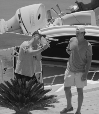 İtalya, Sicilya, Akdeniz, Marina di Ragusa (Ragusa ili); 26 Temmuz 2024, limanda balıkçılar - EDITORIAL