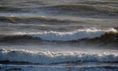 İtalya, Sicilya, Sicilya kışın Sicilya Kanalı 'nda dalgalı Akdeniz