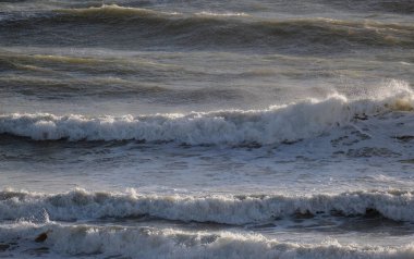 İtalya, Sicilya, Sicilya kışın Sicilya Kanalı 'nda dalgalı Akdeniz