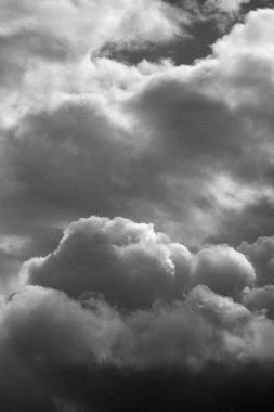 İtalya, Sicilya, Akdeniz, Sicilya Kanalı 'nda kışın fırtına bulutları