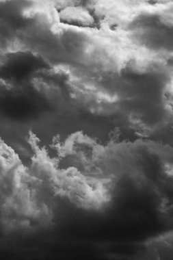 İtalya, Sicilya, Akdeniz, Sicilya Kanalı 'nda kışın fırtına bulutları