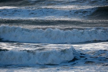 İtalya, Sicilya Kanalı, kışın sert Akdeniz