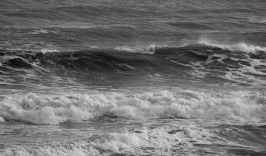 İtalya, Sicilya Kanalı, kışın sert Akdeniz