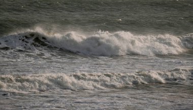 İtalya, Sicilya Kanalı, kışın sert Akdeniz