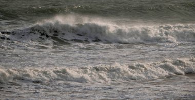 İtalya, Sicilya Kanalı, kışın sert Akdeniz