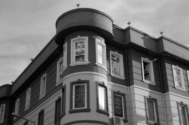 Türkiye, Edirne; 7 Mart 2025, barok bina cephesi - EDITORIAL