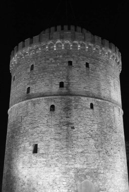 Yunanistan, Selanik; Beyaz Kule manzarası, şehrin gezinti güvertesi, gece