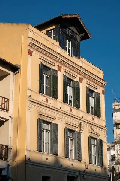 Yunanistan, Selanik; kentin merkez caddesindeki eski bina