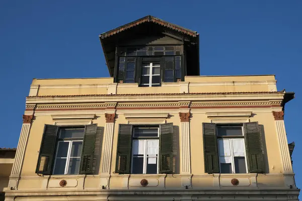 Yunanistan, Selanik; kentin merkez caddesindeki eski bina