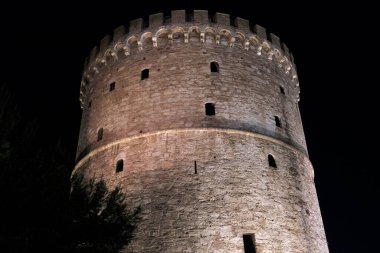 Yunanistan, Selanik; Beyaz Kule manzarası, şehrin gezinti güvertesi, gece