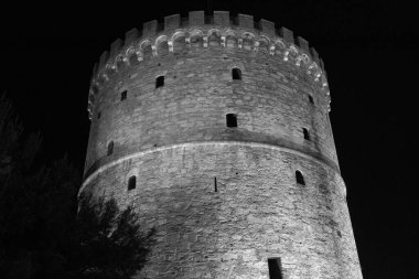 Yunanistan, Selanik; Beyaz Kule manzarası, şehrin gezinti güvertesi, gece