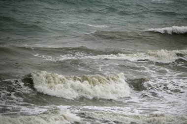 İtalya, Sicilya Kanalı, kışın sert Akdeniz