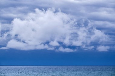 İtalya, Sicilya, Akdeniz, Sicilya Kanalı 'nda fırtınalı bulutlar 