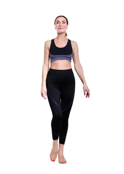 Fitnessstudio Fitness Lächelnde Erwachsene Frau Isoliert Auf Weißem Hintergrund Stockfoto