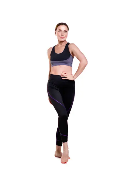 Fitnessstudio Fitness Lächelnde Erwachsene Frau Isoliert Auf Weißem Hintergrund Stockfoto