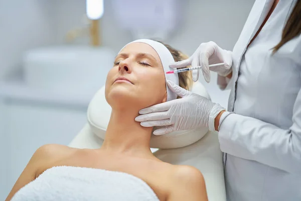 Scene Medical Cosmetology Treatments Botulinum Injection High Quality Photo — Foto Stock