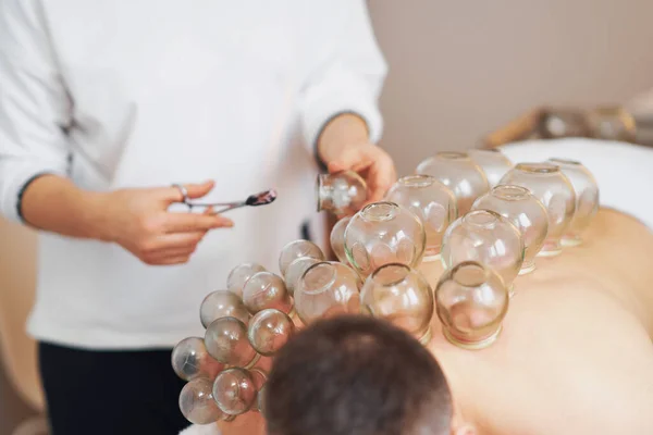 Picture Man Having Cupping Therapy High Quality Photo — Stock Photo, Image