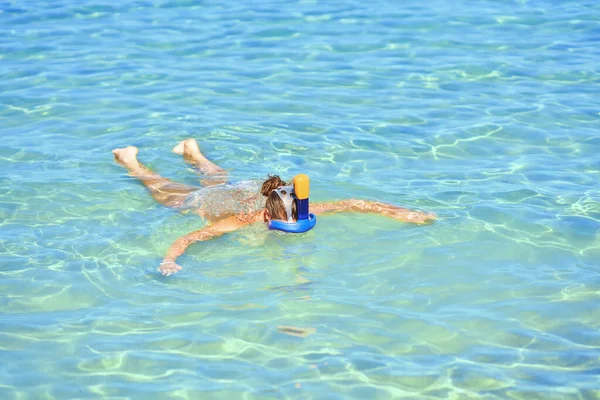 Woman Snorkeling Water Red Sea High Quality Photo — Stock Photo, Image