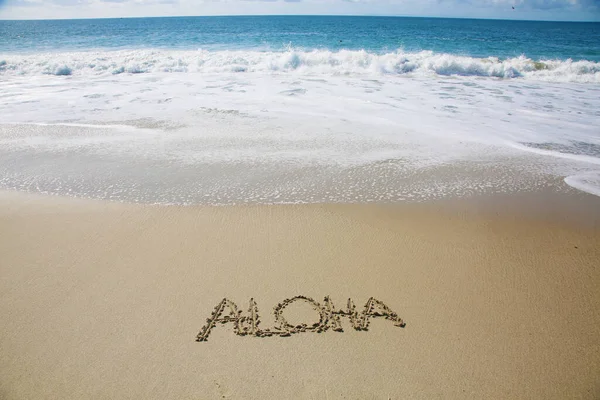Aloha Written Sand Beach Message Handwritten Smooth Sand Beach — Foto de Stock