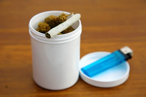 Marijuana Cannabis Medical Marijuana Marijuana Joint Fresh Buds Lighter — Stock fotografie