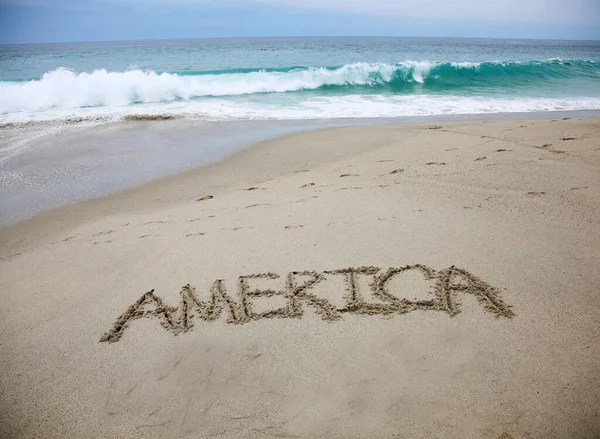 America Smile Written Sand Beach Message Handwritten Smooth Sand Beach — 图库照片