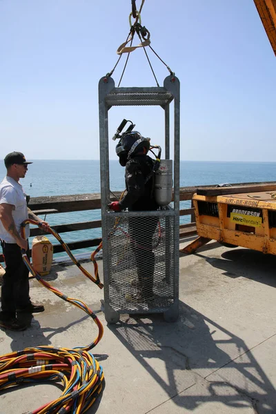 Newport Beach California Usa May 2022 Scuba Diver Preparing Work — ストック写真