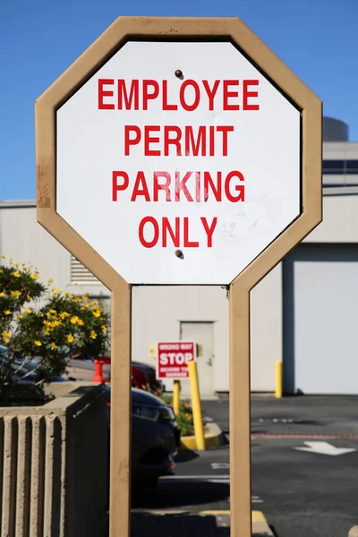 Permiso Empleado Solo Estacionamiento Empleado Estacionamiento Único Signo Estacionamiento Hay — Foto de Stock
