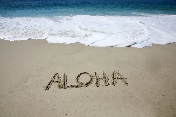 Aloha Written Sand Beach Message Handwritten Smooth Sand Beach — Foto Stock
