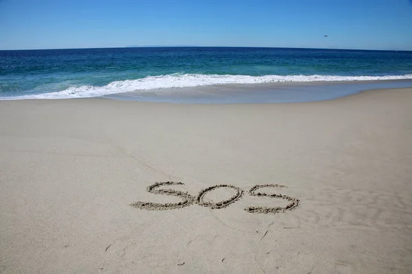 Sos Written Sand Beach Message Handwritten Smooth Sand Beach — Stok fotoğraf
