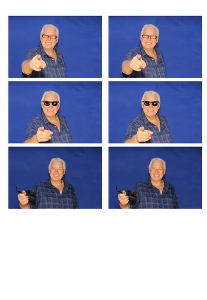 照片摊位 照片亭图片 一个男人在一个蓝色天鹅绒背景的相册里笑着摆姿势 一个英俊的男人在摄影棚里笑 摆姿势 — 图库照片