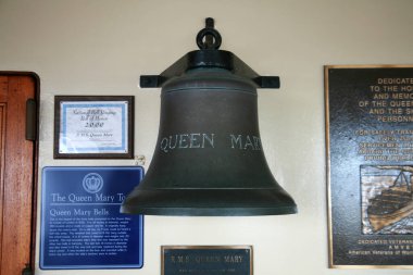 Long Beach, California - ABD - 14-2023: Queen Mary. RMS Queen Mary, 1936-1967 yılları arasında Kuzey Atlantik Okyanusu 'nda denize açılan eski bir İngiliz okyanus gemisidir. Okyanus Gemisi.