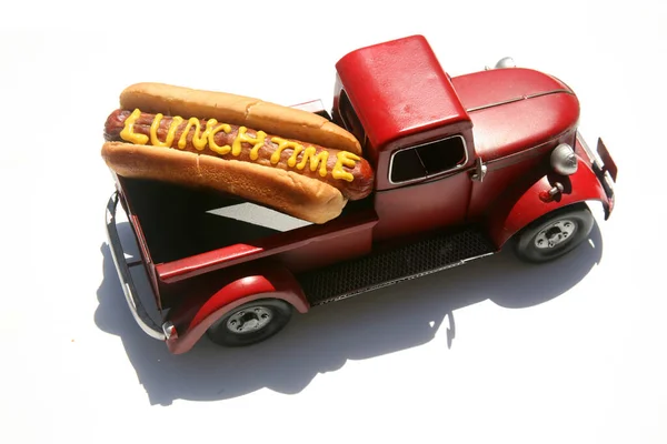 Hotdog Dans Camion Dans Son Chignon Avec Texte Écrit Moutarde — Photo
