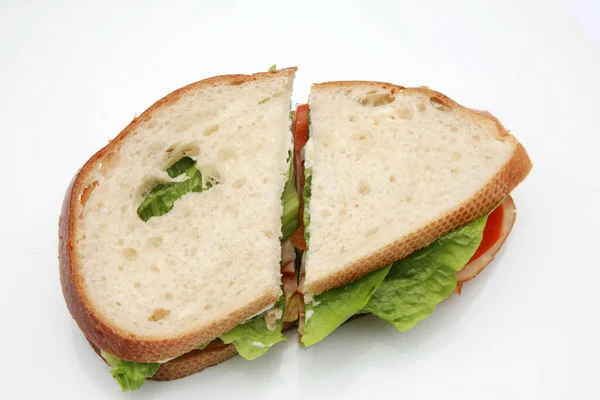 Туреччина Сендвіч Туреччина Бутербродом Листям Салату Помідорами Хлібі Борошна Бутерброд — стокове фото