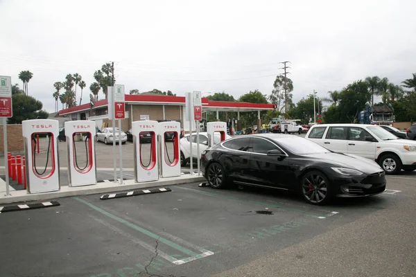 Irvine Californie États Unis Juin 2023 Tesla Electric Car Charging — Photo