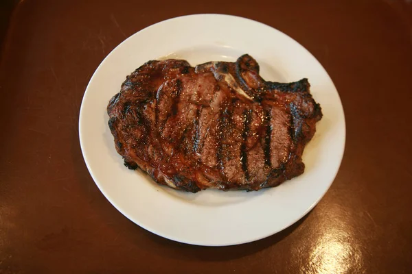 Steak Marhahús Vörös Hús Szaftos Közepes Marhahús Bordaszem Steak Grillezett — Stock Fotó