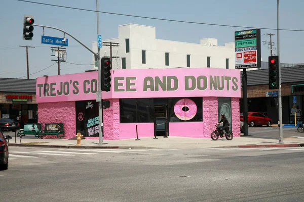 Hollywood California Usa May 2023 Trejo Coffee Donuts Актёр Дэнни — стоковое фото