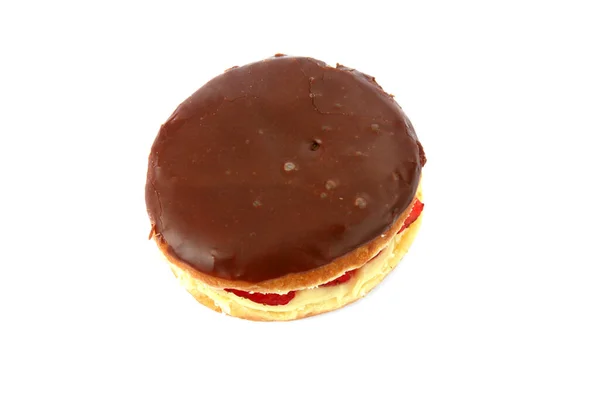 Schokolade Eclair Mit Erdbeere Und Sahne Isoliert Auf Weiß Raum — Stockfoto