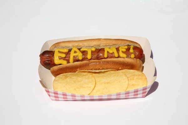 Hotdog Con Texto Escrito Mostaza Amarilla Perros Calientes Para Almuerzo — Foto de Stock