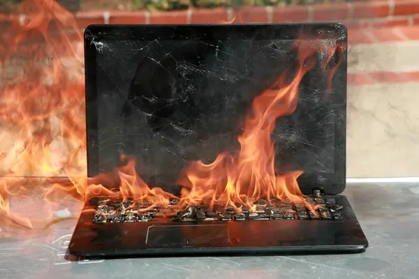 Burning Laptop Keyboard Laptop Computer Fire Laptop Burning Flames Fire — Stock Photo, Image