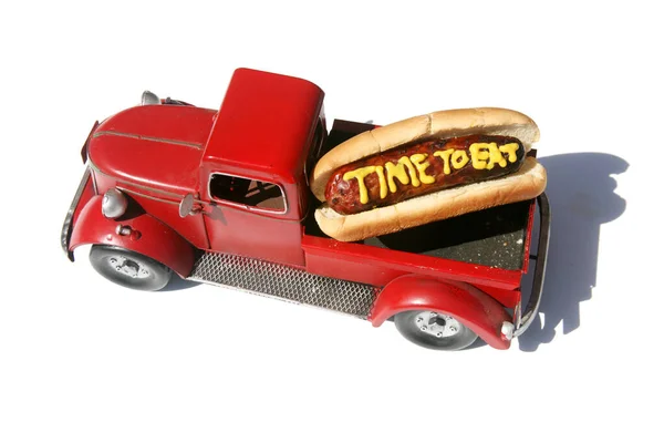 Hotdog Slovy Čas Jídlu Napsanými Žluté Hořčici Hotdogy Oběd Izolovaný — Stock fotografie