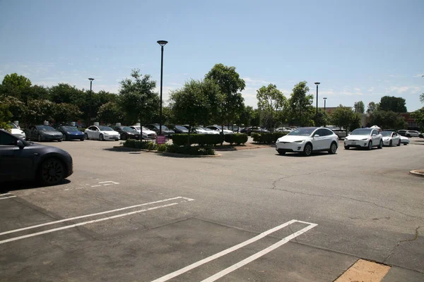 Irvine Califórnia Eua Junho 2023 Tesla Electric Vehicle Charging Station — Fotografia de Stock