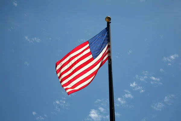Bandera Americana Bandera Americana Ondeando Brisa Por Día Los Caídos —  Fotos de Stock