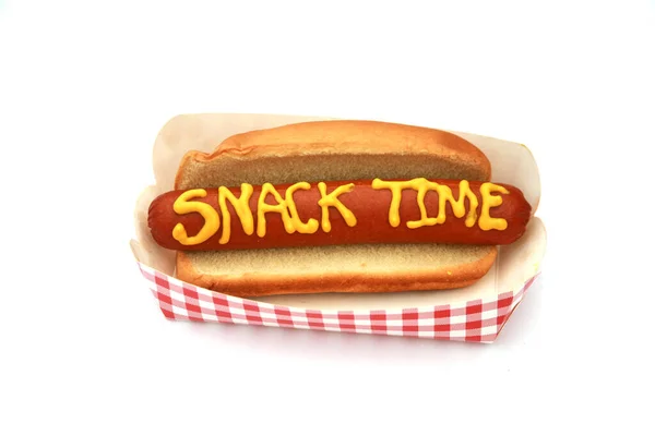 Americké Jídlo Hot Dog Párkem Hořčicí Text Svačinka Čas — Stock fotografie