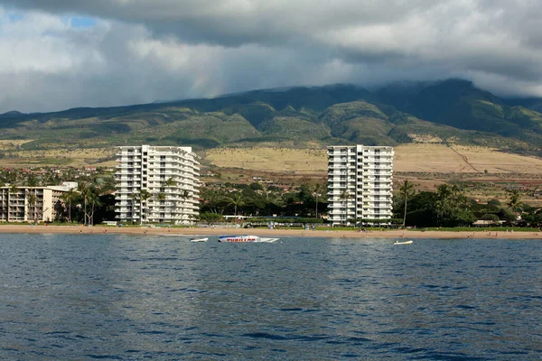 ハワイ マウイ アメリカ 2010年2月21日 ハワイのカナパリビーチ カアナパリビーチハワイの捕鯨船 カナパリビーチの捕鯨船は バケーションレンタルのために利用可能です マウイ ハワイ — ストック写真