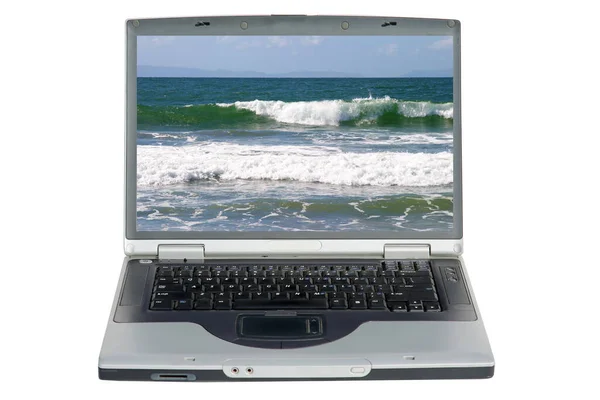 Ноутбук Тихим Океаном Мониторе — стоковое фото