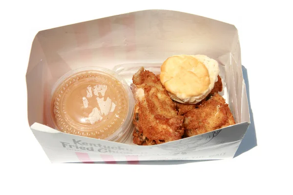 Lake Forest Usa Czerwca 2020 Kentucky Fried Chicken Posiłek Smażonym — Zdjęcie stockowe